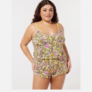 Savage X Fenty Yellow Floral Pajama Loungewear Set- Size 14-16 XL